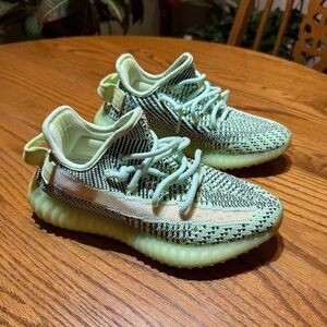 Yeezy Adidas Yeezy Boost 350 V2 Size 5